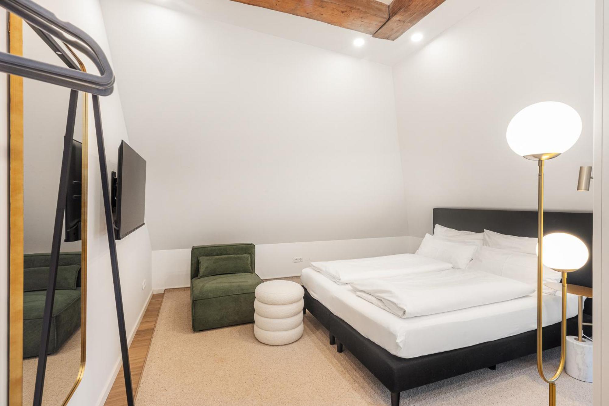Kalm Stay - A Design Aparthotel Munchen Ruang foto